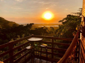 Casa na serra de Grumari vista incrível